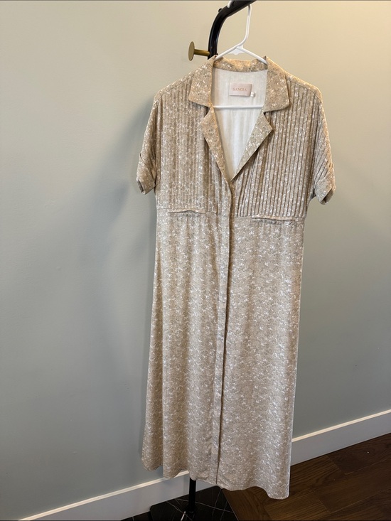 Sancia Dresses & Skirts - Sancia Ladies dress with stunning details for a minimal sophistication.